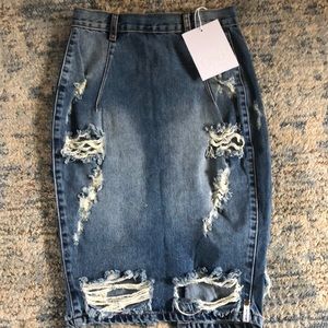 One teaspoon distressed skirt